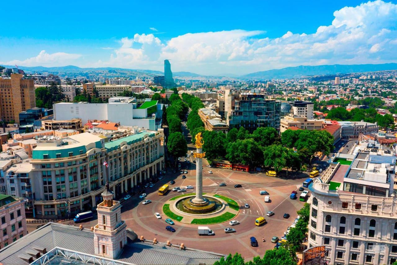 Hh Hotel Tbilisi ภายนอก รูปภาพ